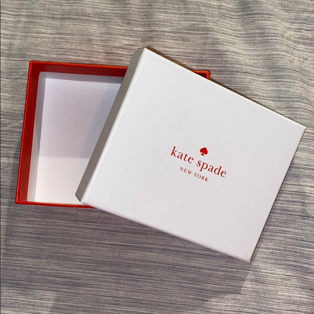 kate spade ♠️ New York small gift box (empty) 🎁 - Picture 2 of 7